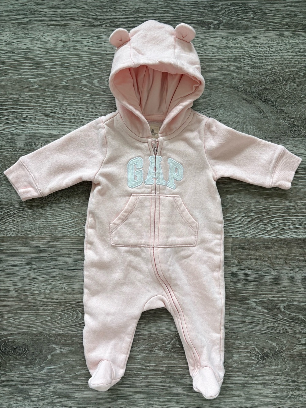 Baby Gap Bear Suit (0-3m)